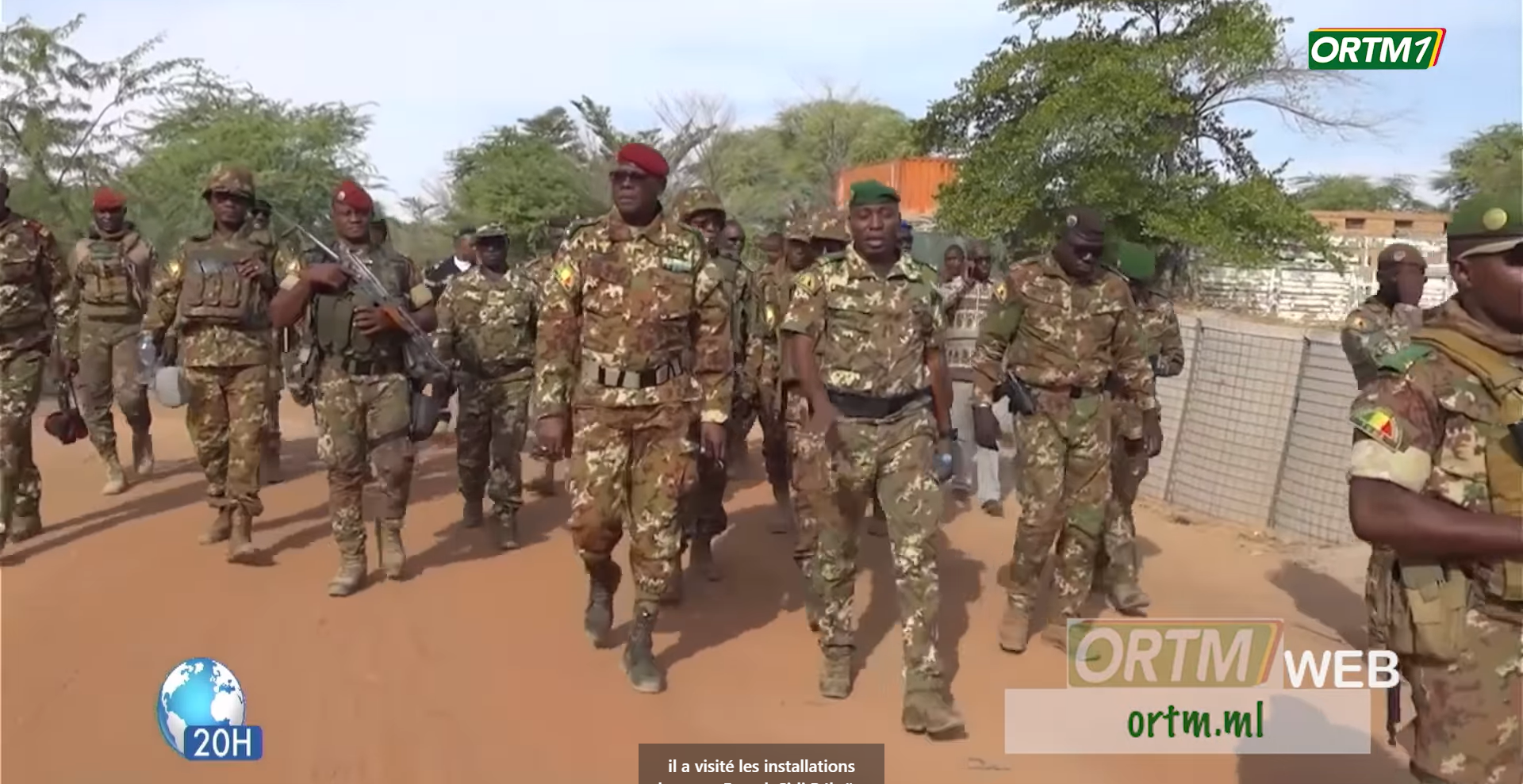 Mali : Le chef d'état-major général adjoint visite la cinquième région militaire